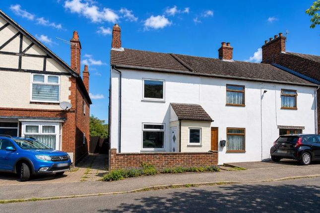 3 bed property, in Regent Street, £145,000