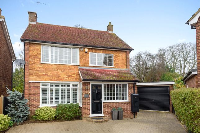 4 bed property, in Minsterley Avenue, £965,000