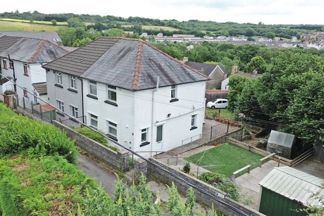 3 bed property, in School Terrace, £225,000