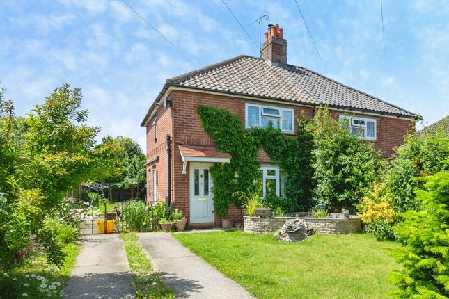3 bed property, in St. Marys Road, £290,000