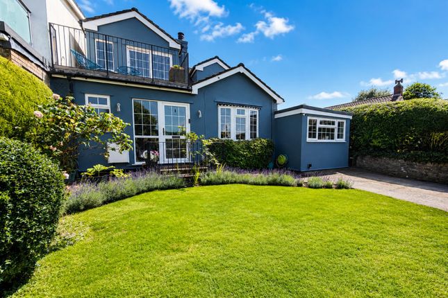 4 bed property, in Ranchway, £565,000