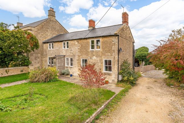 3 bed property, in Kington St. Michael, £600,000
