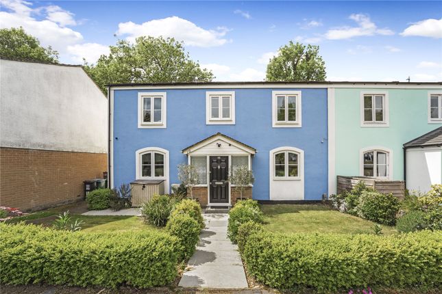 4 bed property, in Beechpark Way, £785,000