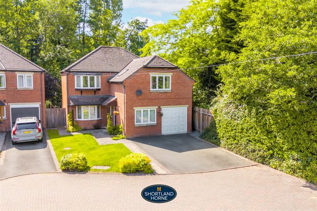 5 bed property, in Canley Road, £695,000