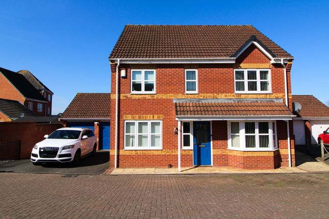 4 bed property, in Guestwick Green, £475,000