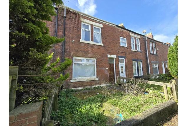2 bed property, in Somerset Street, £81,000