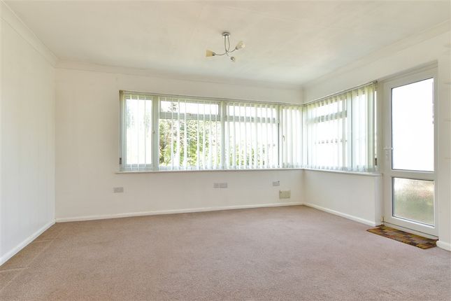3 bed property, in Manor Lane, £400,000