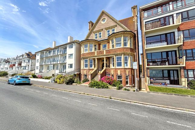 2 bed property, in West Parade, £499,950