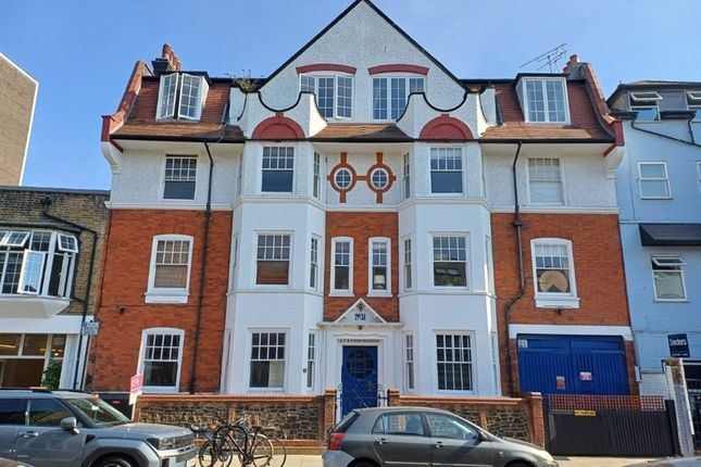 2 bed property, in Bulwer Street, £365,000