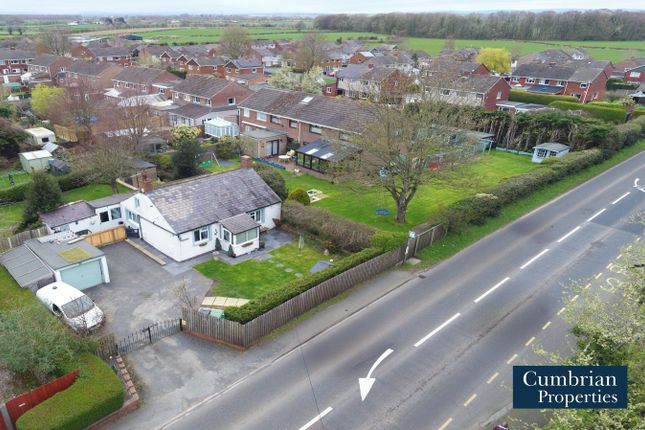 2 bed property, in Corby Hill, £190,000