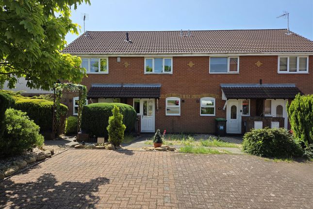 2 bed property, in Beechwood Grove, £135,000