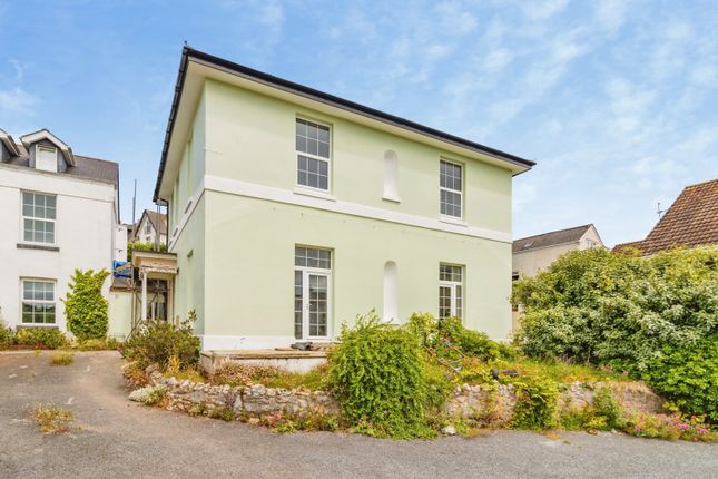 7 bed property, in Landscore Road, £600,000