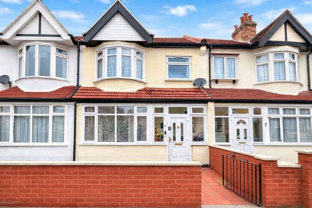 3 bed property, in Morland Road, £540,000