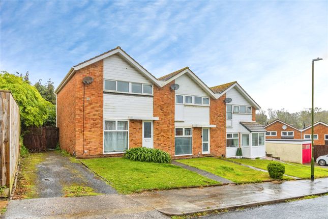 3 bed property, in Harbourne Avenue, £240,000
