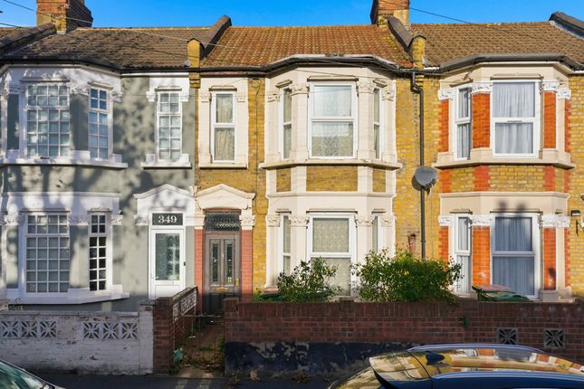 3 bed property, in Strone Road, £470,000