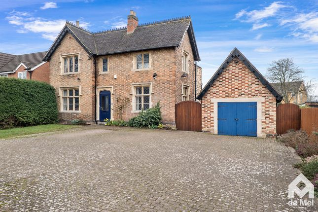 5 bed property, in Arle Road, £650,000