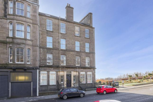 1 bed property, in Perth Road, £900,000