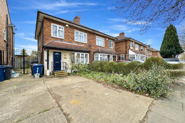 3 bed property, in Kingshill Avenue, £550,000