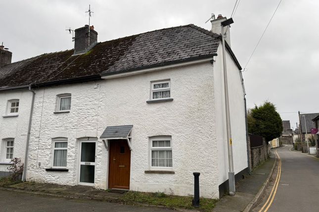 3 bed property, in Kensington Row, £145,000