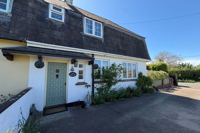2 bed property, in Sun Cottage, £250,000
