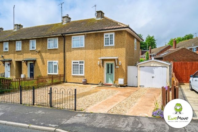 3 bed property, in Meadowcroft, £200,000