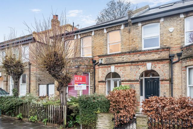 2 bed property, in Elsie Road, £625,000
