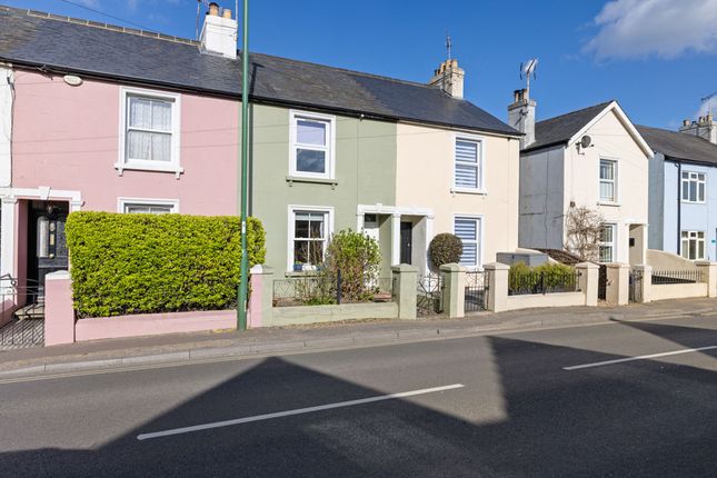 2 bed property, in Bognor Road, £365,000