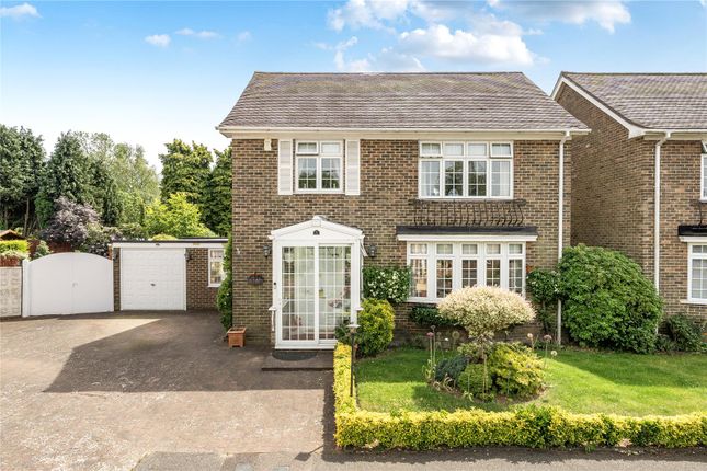 4 bed property, in The Ridings, £700,000