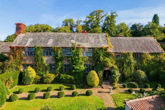 7 bed property, in Cheriton Fitzpaine, £2,850,000