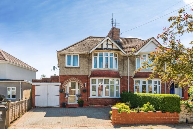3 bed property, in Wills Avenue, £350,000