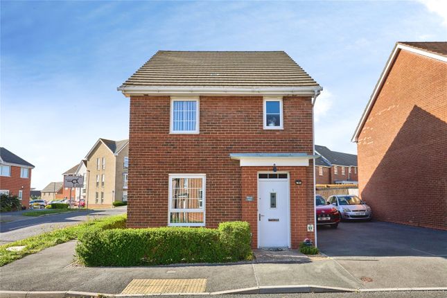 3 bed property, in Saxon Close, £325,000