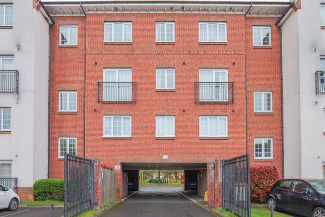 2 bed property, in Monks Place, £110,000