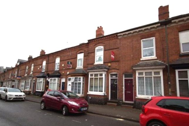 3 bed property, in North Road, £350,000