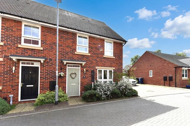 3 bed property, in Askwith Grove, £325,000