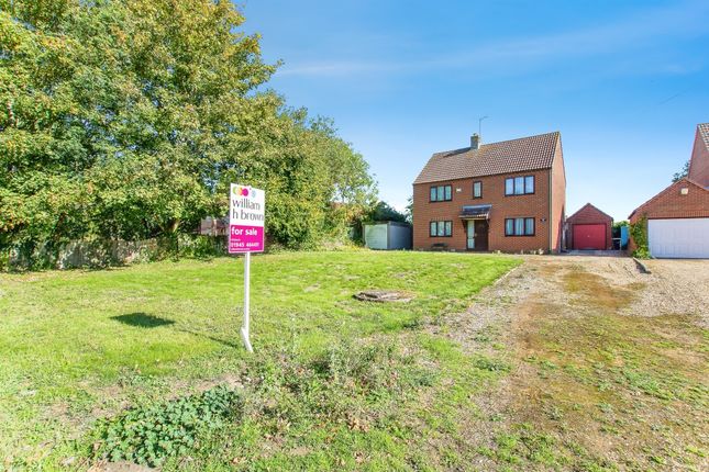 3 bed property, in Chalk Road, £290,000
