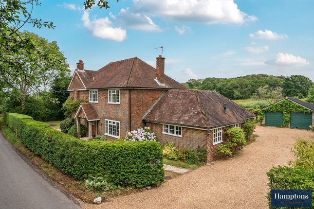 4 bed property, in Hayes Lane, £900,000
