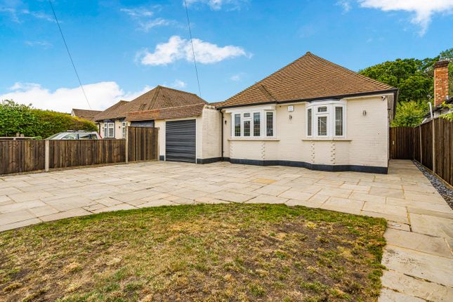 3 bed property, in Watersplash Road, £700,000