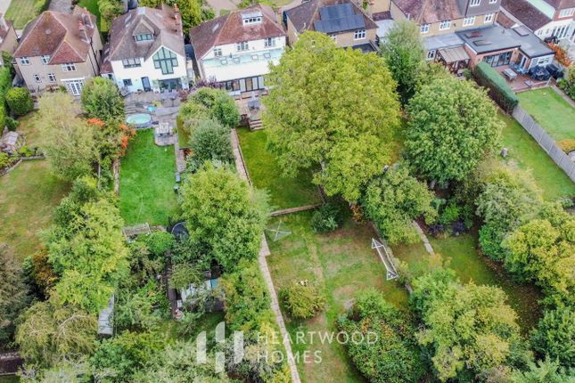 3 bed property, in London Road, £1,200,000