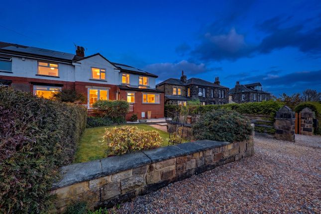 3 bed property, in Moorland Road, £480,000