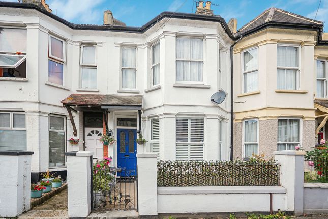 1 bed property, in Milton Street, £170,000