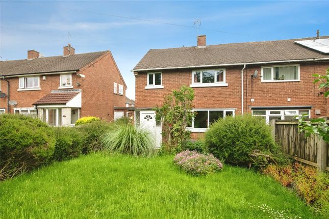 3 bed property, in Foxlydiate Crescent, £180,000