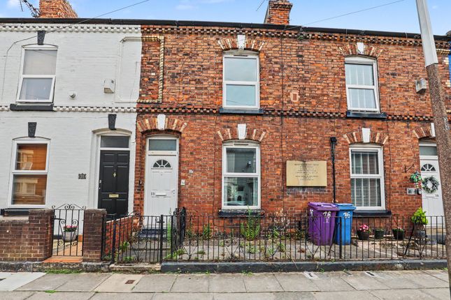 2 bed property, in Shaftesbury Terrace, £50,000