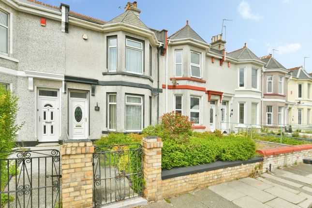 3 bed property, in St. Levan Road, £265,000