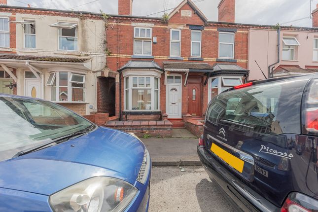 3 bed property, in Valley Road, £150,000