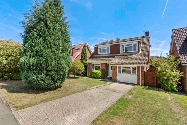 3 bed property, in Chessfield Park, £925,000