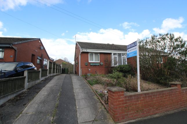 2 bed property, in Sharp House Road, £179,995