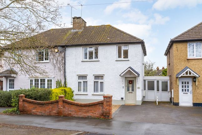 3 bed property, in Woking Road, £475,000