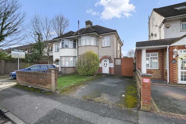 3 bed property, in Croyde Avenue, £600,000