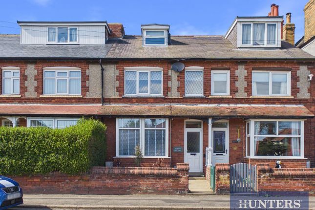 2 bed property, in Grove Cottage North Marine Road, £200,000