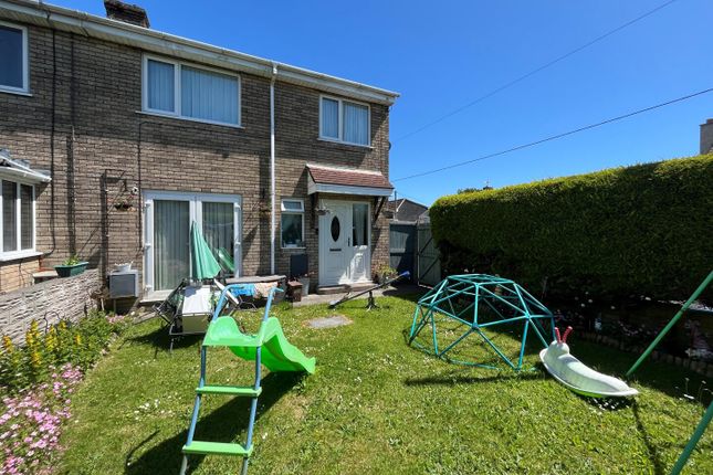 3 bed property, in Cefn Road, £190,000